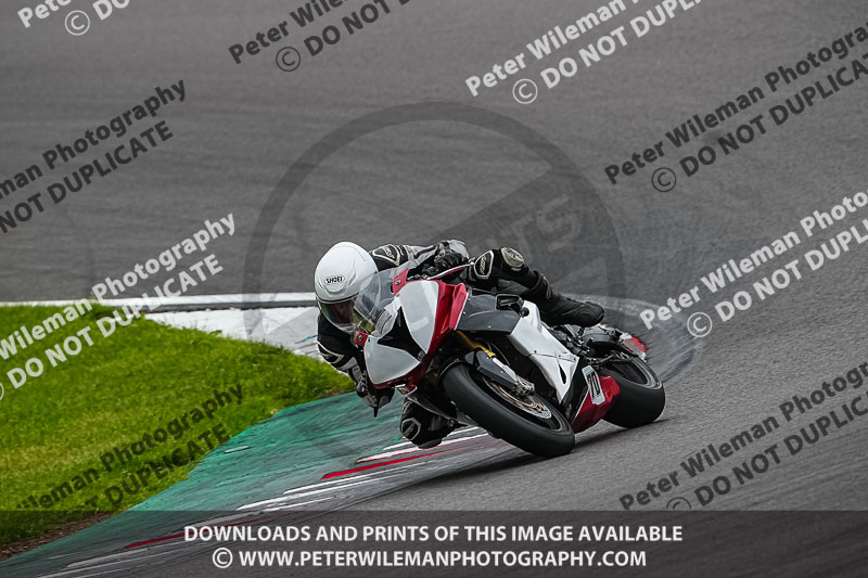 donington no limits trackday;donington park photographs;donington trackday photographs;estoril;event digital images;motorbikes;no limits;no limits trackdays;peter wileman photography;portugal;trackday;trackday digital images;trackday photos